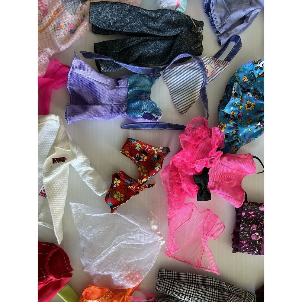 Barbie Doll Clothes Lot - Picture 7 of 7